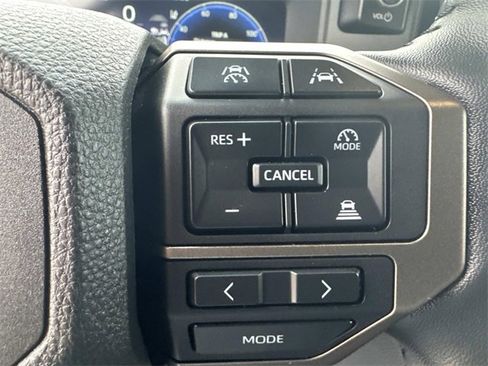 Used 2025 Toyota Land Cruiser image 29