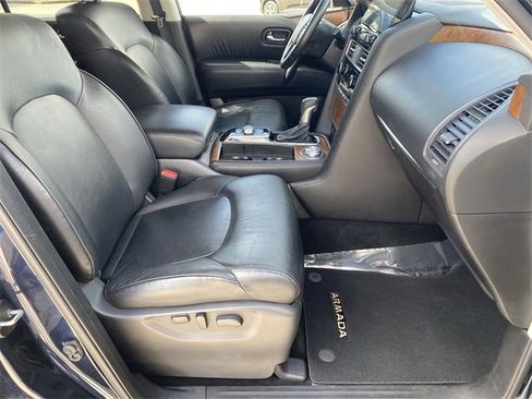 Used 2023 Nissan Armada SL w/ Captain's Chairs Package image 29