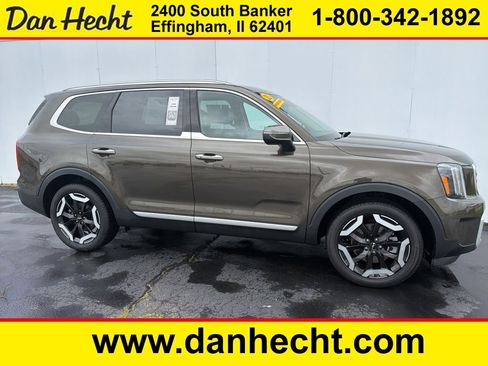 Used 2025 Kia Telluride S AWD/4WD image 1