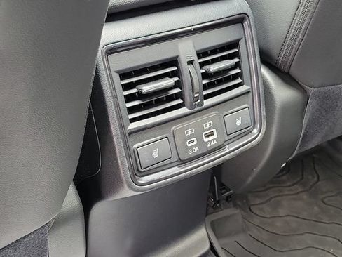Used 2025 Subaru Forester Touring AWD/4WD image 27