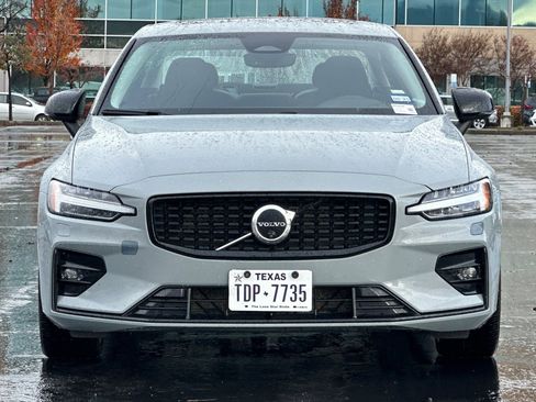Used 2024 Volvo S60 B5 Plus image 9