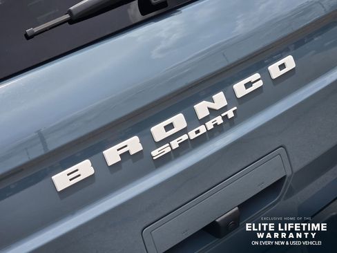 Used 2023 Ford Bronco Sport Outer Banks w/ Tech Package AWD/4WD image 9