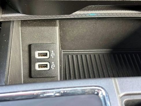 Used 2017 Ford F150 XLT w/ Equipment Group 302A Luxury image 23