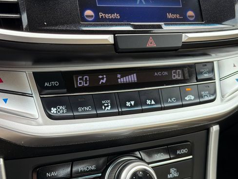 Used 2013 Honda Accord EX-L image 19