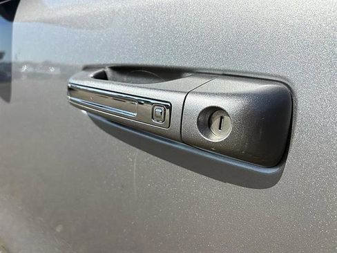 Used 2020 RAM 1500 Limited RWD image 15