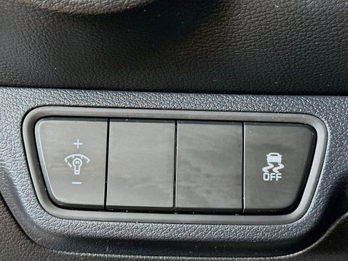 Used 2023 Kia Forte LXS image 16