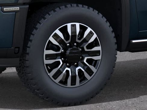New 2026 GMC Sierra 3500 Denali Ultimate AWD/4WD image 9