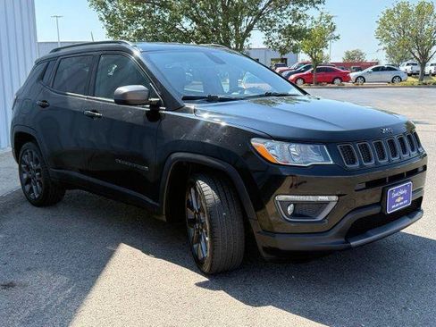 Used 2021 Jeep Compass Latitude FWD image 16