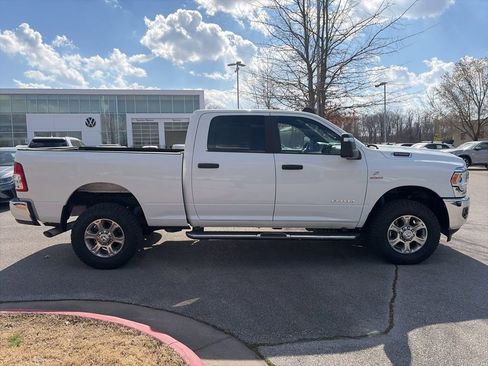 Used 2024 RAM 2500 Big Horn w/ Off Road Package image 8
