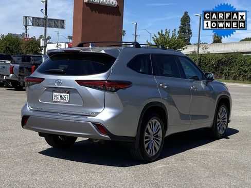 Used 2023 Toyota Highlander Platinum image 43