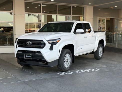 New 2026 Toyota Tacoma SR5 image 2