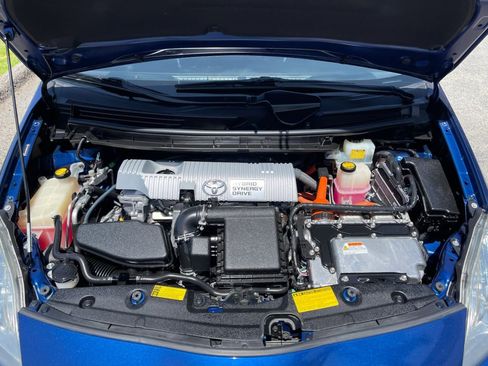 Used 2010 Toyota Prius Three image 28