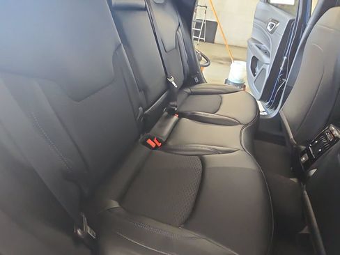 New 2026 Jeep Compass Latitude AWD/4WD image 11
