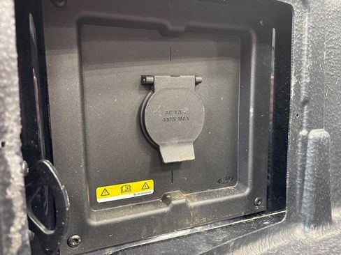 Used 2023 Ford F150 Lariat w/ Equipment Group 502A High image 13