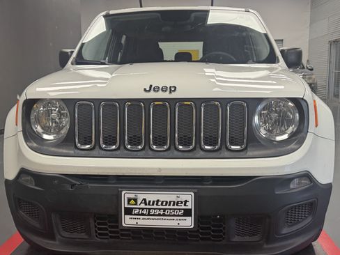 Used 2017 Jeep Renegade Sport w/ Power & Air Group FWD image 8