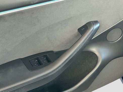 Used 2025 Tesla Model 3 Long Range image 17