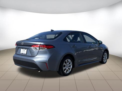 Used 2024 Toyota Corolla LE FWD image 7