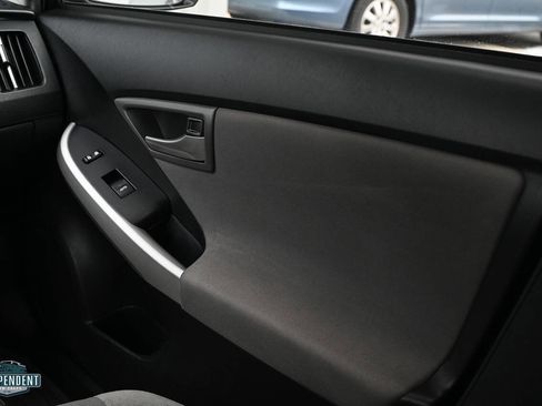 Used 2012 Toyota Prius Two image 11