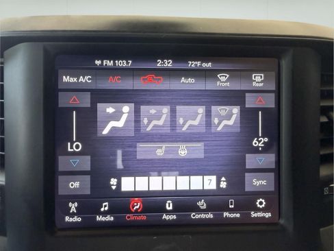 Used 2021 RAM 1500 4x4 Crew Cab image 12
