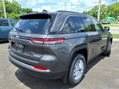 New 2026 Jeep Grand Cherokee Laredo AWD/4WD image 3