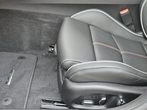 New 2026 Cadillac CT5 V Blackwing w/ Carbon Fiber 2 Package RWD image 17