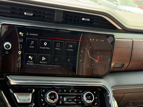 Used 2024 GMC Sierra 1500 Denali Ultimate AWD/4WD image 19