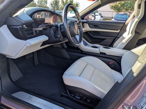 Used 2022 Porsche Taycan 4S image 11