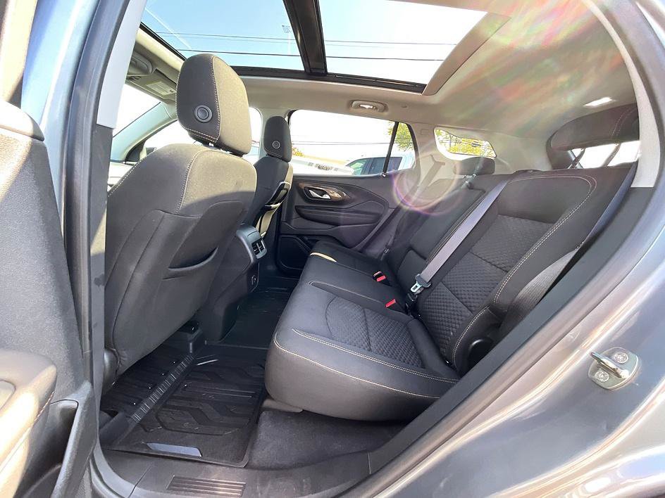 Used 2019 GMC Terrain SLE w/ Driver Convenience Package AWD/4WD image 31