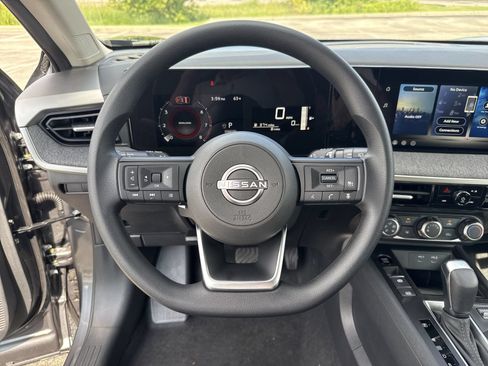 New 2026 Nissan Kicks S FWD image 19