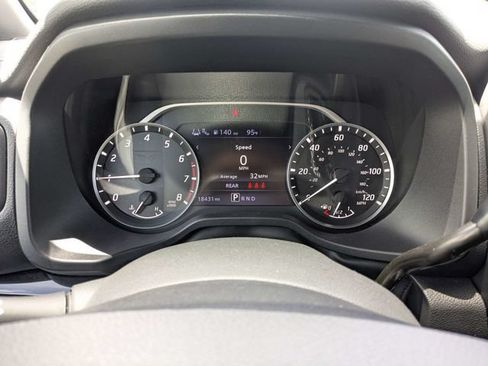 Used 2024 Nissan Titan SV w/ SV Bronze Edition Package RWD image 28
