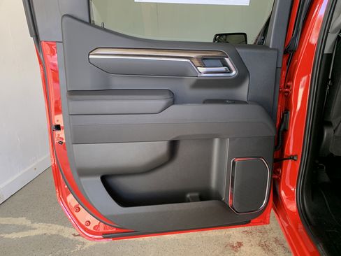 New 2026 Chevrolet Silverado 1500 LT image 44