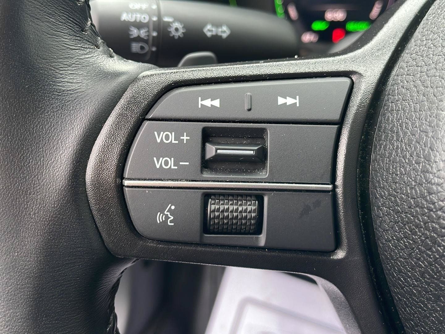 Used 2025 Honda Accord EX-L image 14