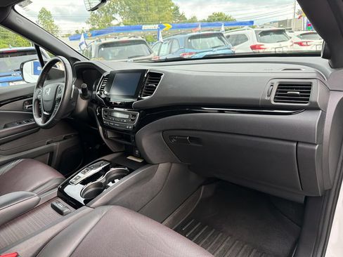 Used 2021 Honda Ridgeline Black Edition image 35