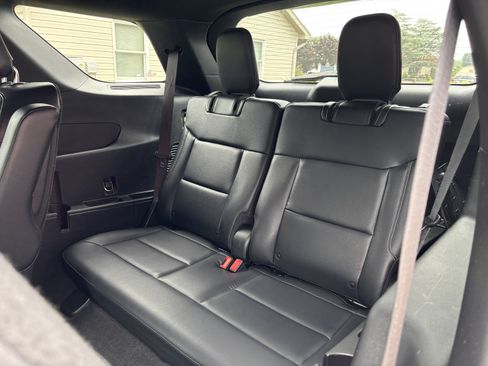 Used 2020 Ford Explorer XLT w/ Equipment Group 202A AWD/4WD image 15