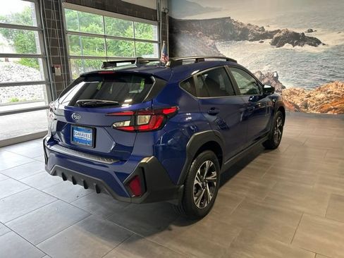 Used 2026 Subaru Crosstrek 2.5i Premium AWD/4WD image 32