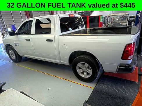 Used 2022 RAM 1500 Tradesman w/ Chrome Appearance Group image 7