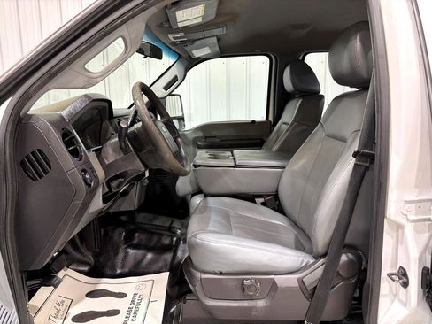 Used 2014 Ford F250 XL w/ XL Value Package image 11