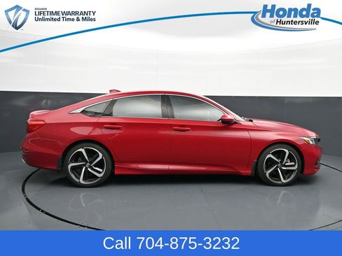 Used 2020 Honda Accord Sport image 9