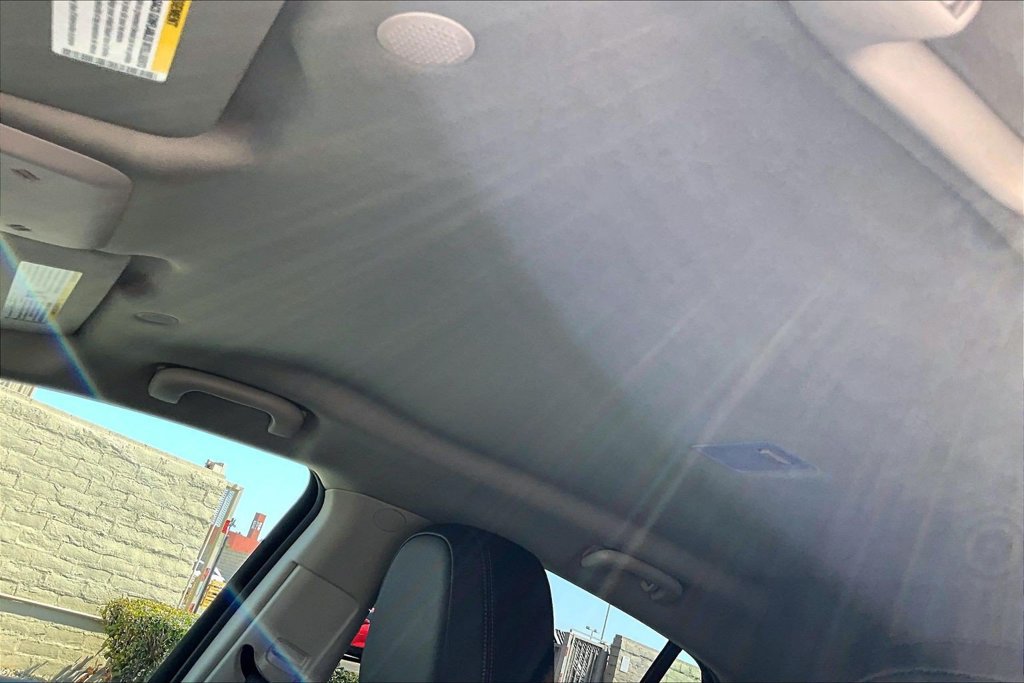 Used 2022 Buick Encore Preferred w/ Safety Package AWD/4WD image 12