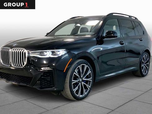 Used 2022 BMW X7 xDrive40i w/ M Sport Package image 1