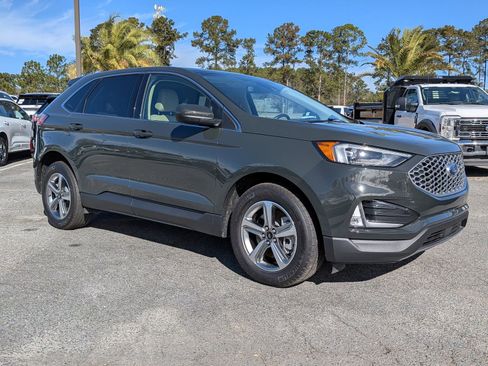 Certified 2024 Ford Edge SEL w/ Convenience Package image 2