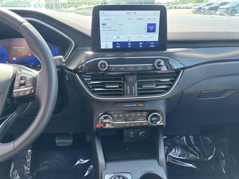Used 2021 Ford Escape SEL w/ SEL Stealth AWD Package image 16