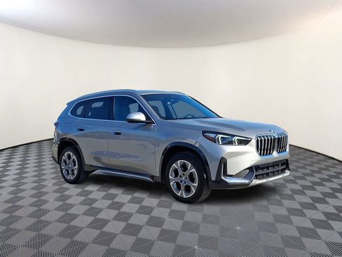 Used 2023 BMW X1 xDrive28i w/ Convenience Package AWD/4WD image 4