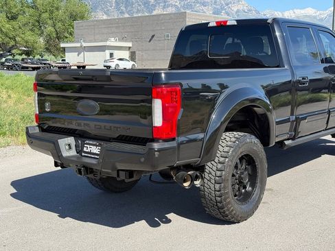 Used 2019 Ford F250 Lariat w/ Lariat Ultimate Package AWD/4WD image 10