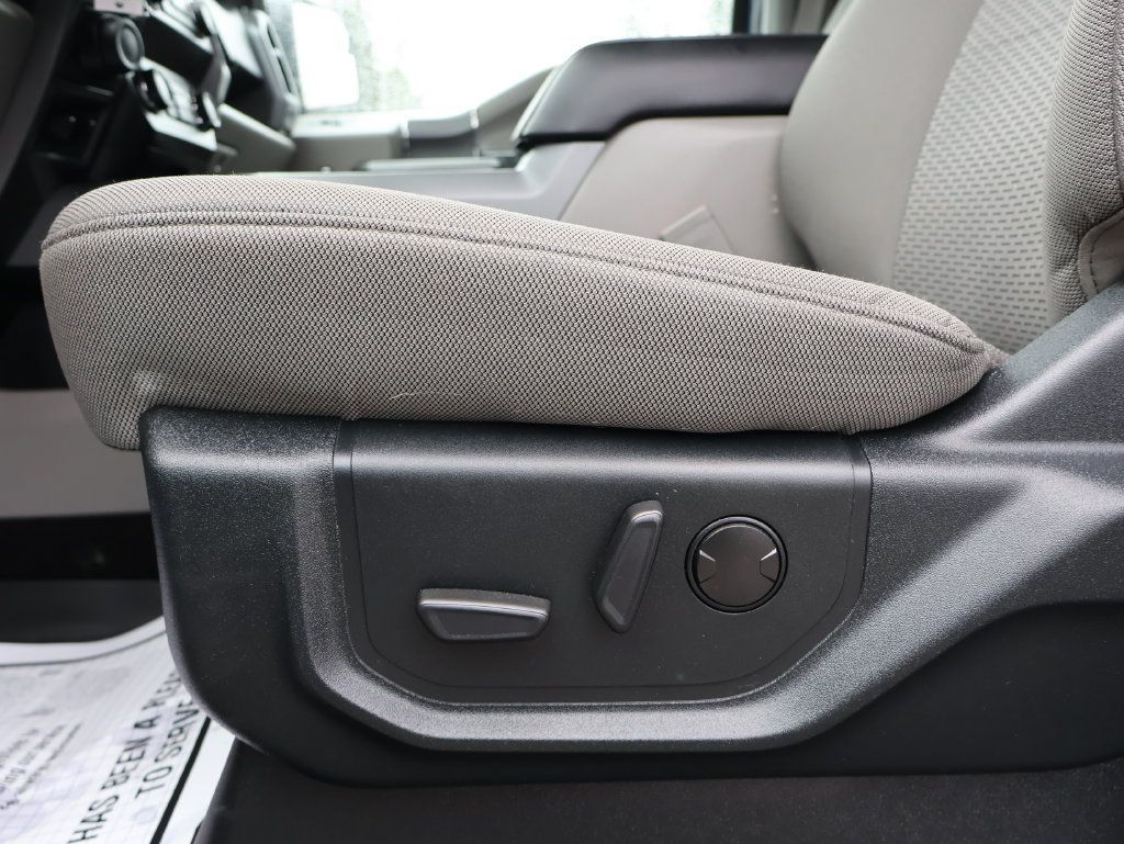 Used 2020 Ford F150 XLT w/ Equipment Group 302A Luxury AWD/4WD image 16