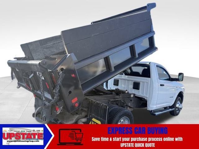 Used 2022 RAM 3500 Tradesman w/ Chrome Appearance Group AWD/4WD image 2