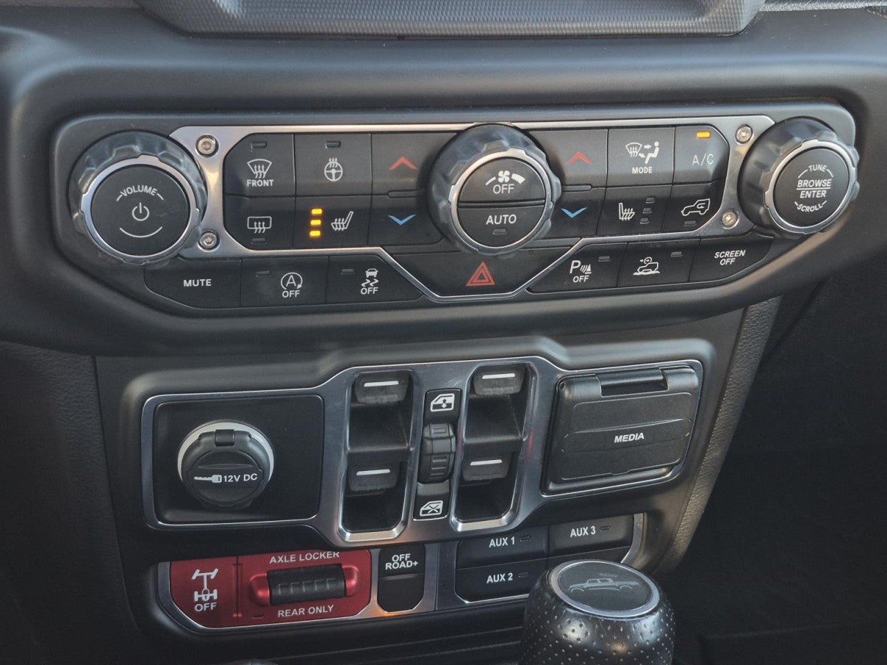 Used 2020 Jeep Gladiator Mojave AWD/4WD image 29