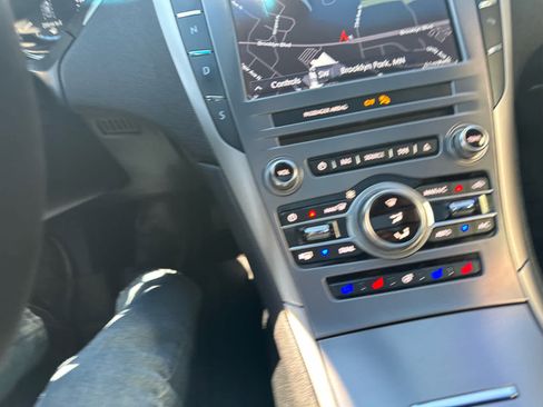 Used 2020 Lincoln MKZ Reserve w/ Elements Package AWD/4WD image 13