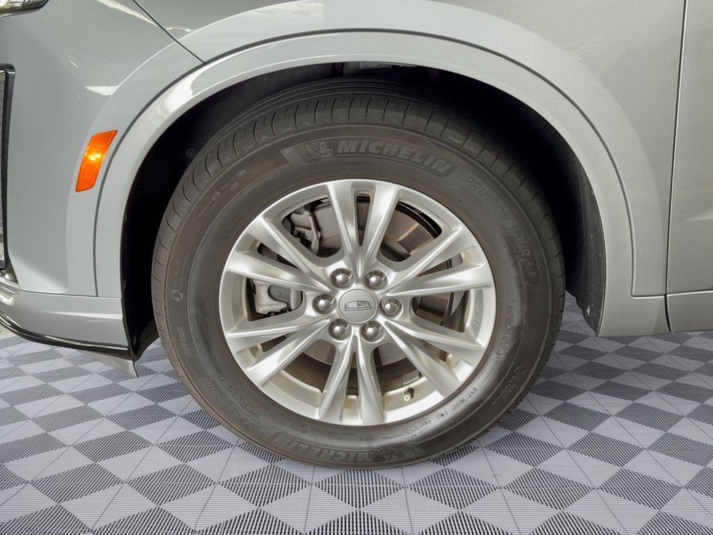 Used 2024 Cadillac XT6 Luxury FWD image 13