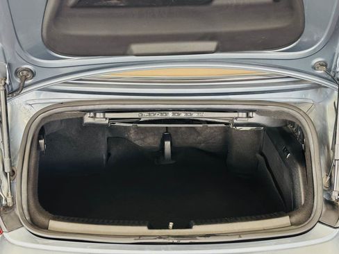 Used 2019 Volkswagen Beetle 2.0T Final Edition SEL FWD image 11